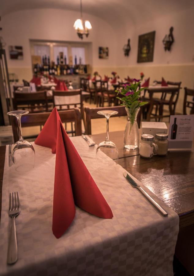 Bed and Breakfast Ristorante Del Ponte Cugnasco Esterno foto